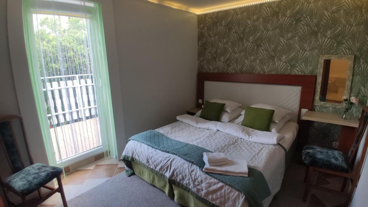 Ow Sargus Bed and Breakfast Władysławowo Exteriör bild