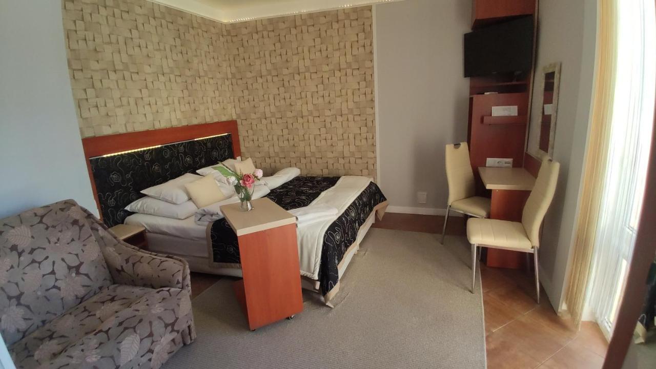 Ow Sargus Bed and Breakfast Władysławowo Exteriör bild