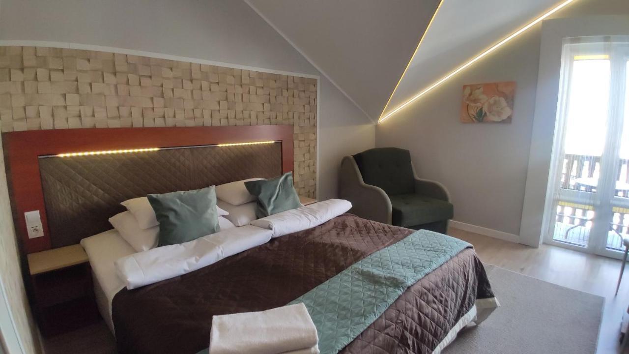 Ow Sargus Bed and Breakfast Władysławowo Exteriör bild