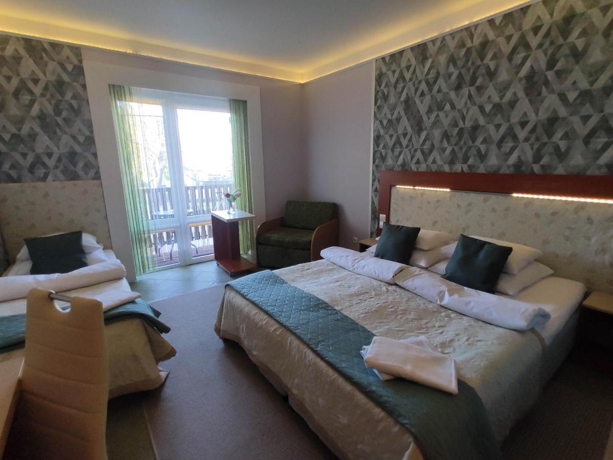 Ow Sargus Bed and Breakfast Władysławowo Exteriör bild